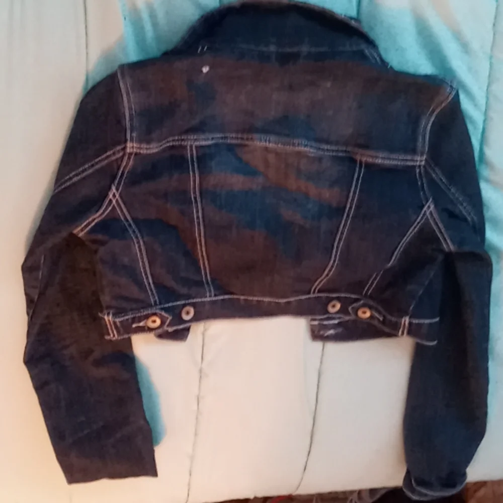 Jacket - Picture 3 of 3